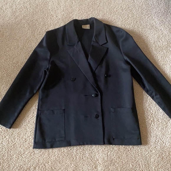 Ellen D Kollection Two Piece Suit - Picture 2 of 9